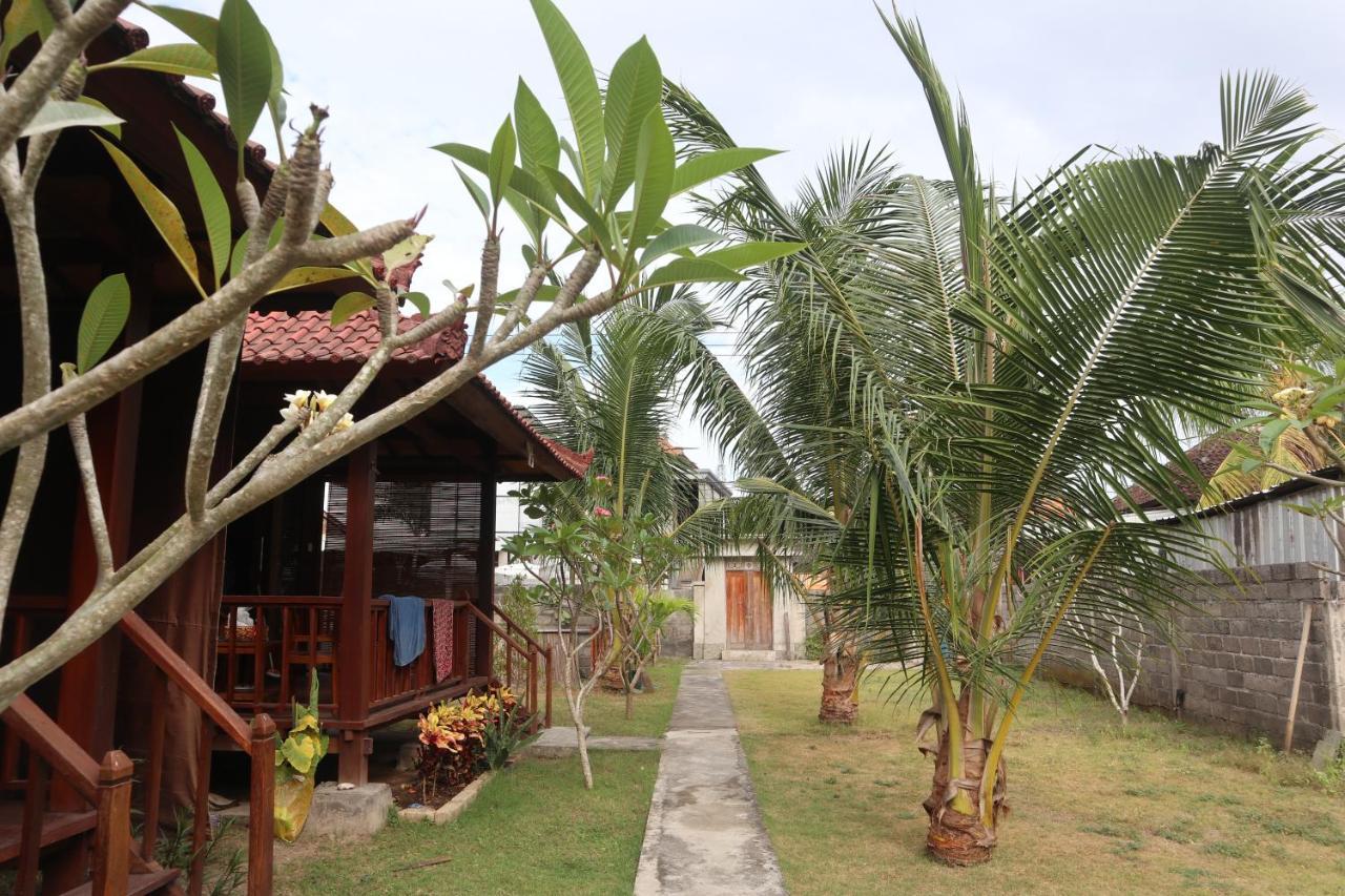 Svaha Nusa Guest House Lembongan Exterior foto