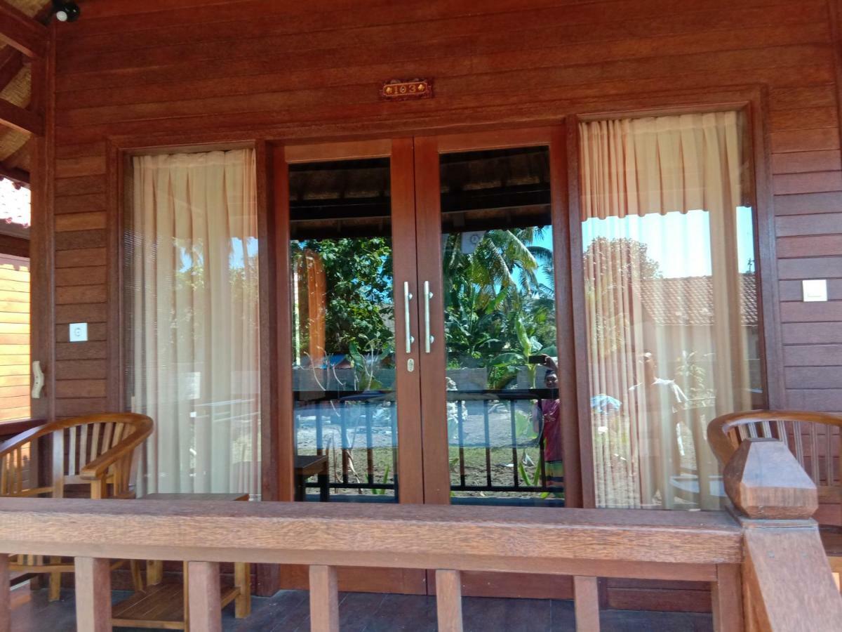 Svaha Nusa Guest House Lembongan Exterior foto