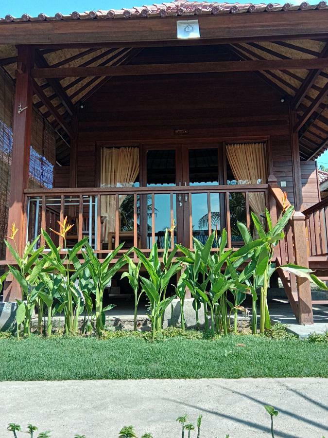 Svaha Nusa Guest House Lembongan Exterior foto